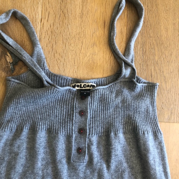 Short gray dress with buttons - Picture 2 of 3